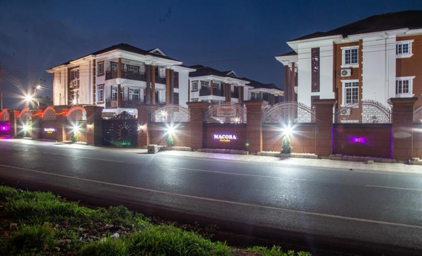 Macoba Luxury Apartments Kumasi Bagian luar foto