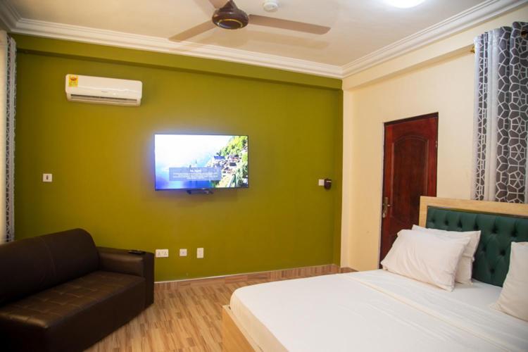Macoba Luxury Apartments Kumasi Bagian luar foto
