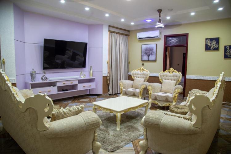 Macoba Luxury Apartments Kumasi Bagian luar foto