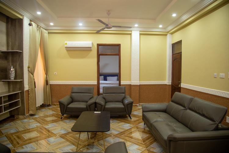 Macoba Luxury Apartments Kumasi Bagian luar foto