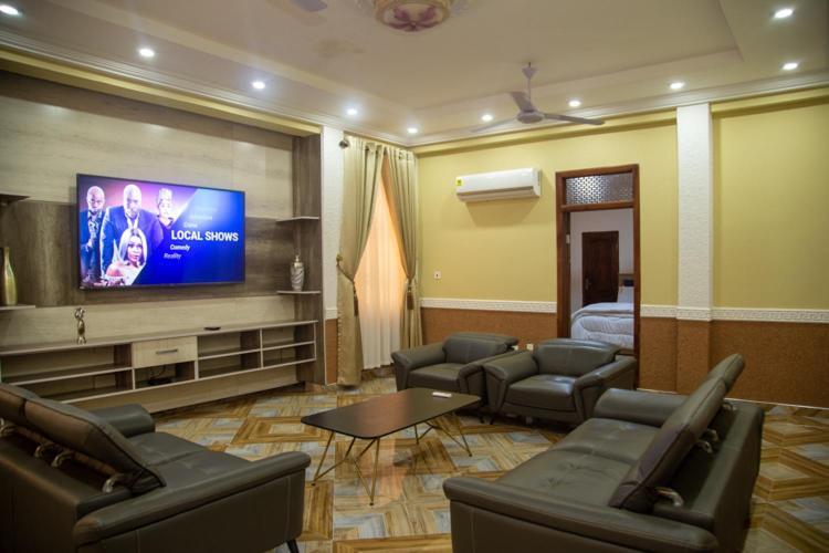 Macoba Luxury Apartments Kumasi Bagian luar foto