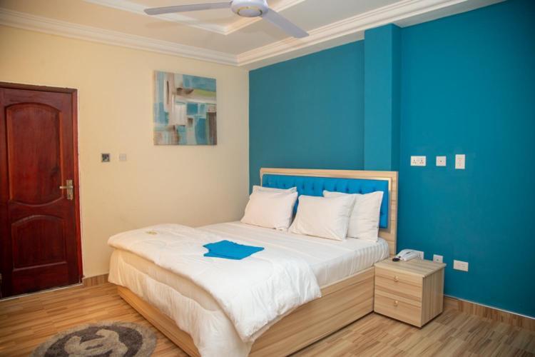 Macoba Luxury Apartments Kumasi Bagian luar foto